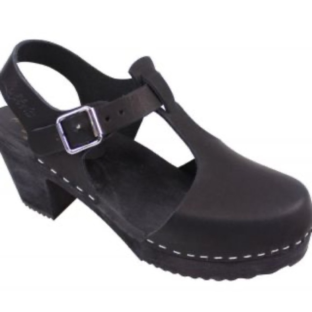 Lotta from Stocholm Highwood T-Bar Black with Black Sole
